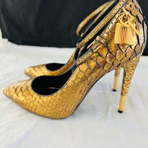 Tom Ford Gold Textured Heels